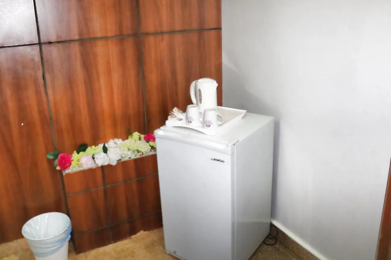 Al Farhan Hotel Suites Rijád 2*,